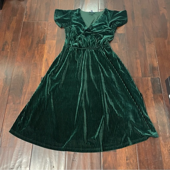 ModCloth Velvet Green V-Neck Maxi Dress Women’s Size Small Dressy Formal Elegant - Picture 1 of 9
